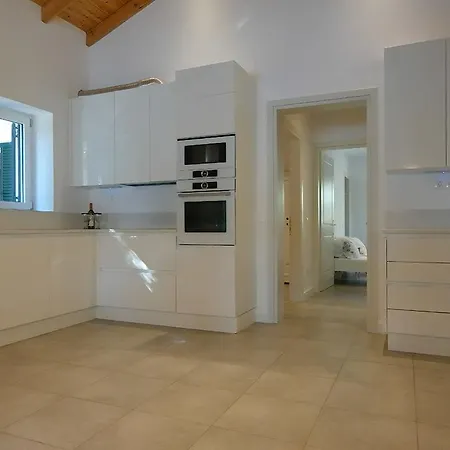 Gregory Villa *